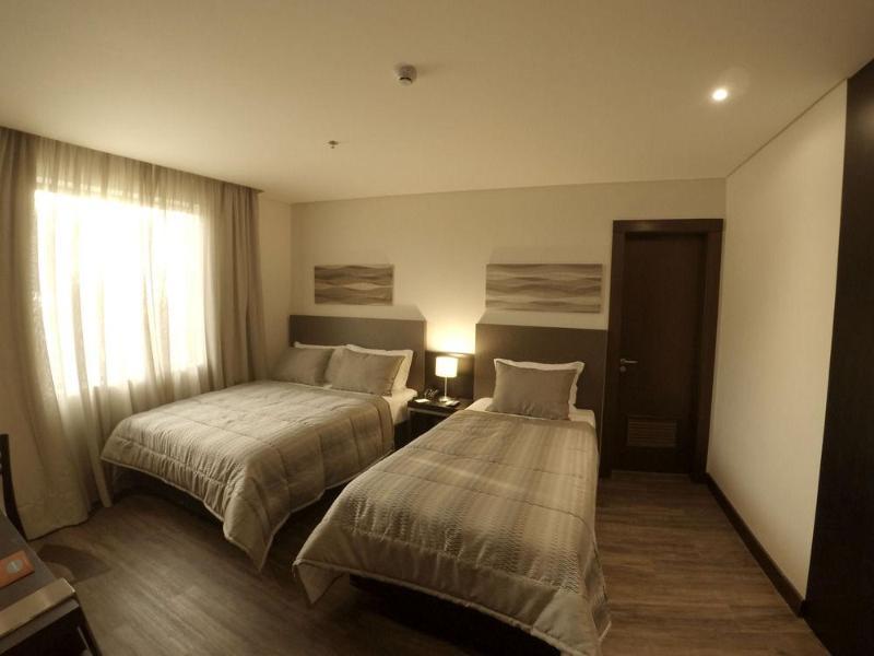 São José dos Pinhais Bourbon Dom Ricardo Aeroporto Curitiba Business Hotel מראה חיצוני תמונה